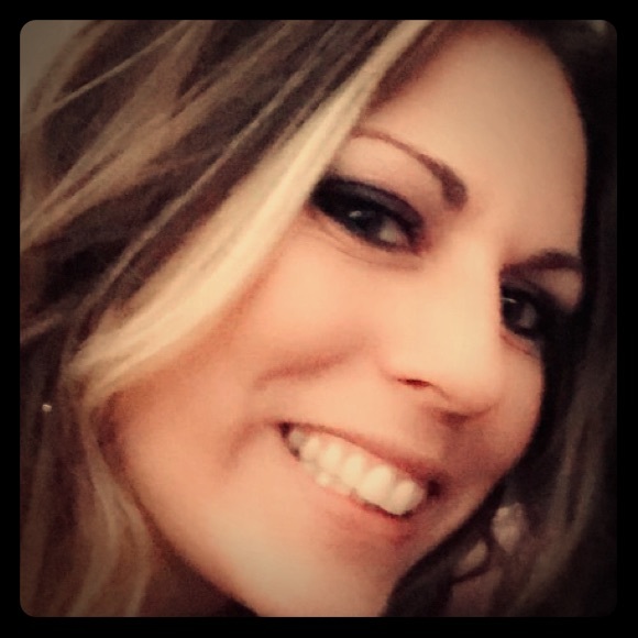 Meet your Posher, Shannon - Picture 1 of 1